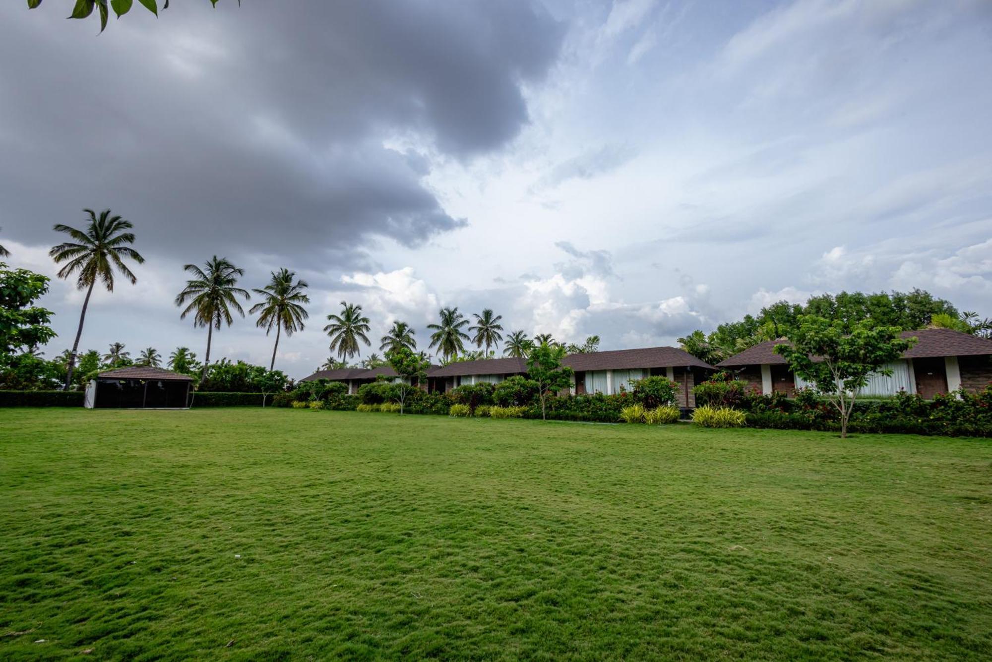 Veerdency Luxury Resort Devanahalli Exteriér fotografie
